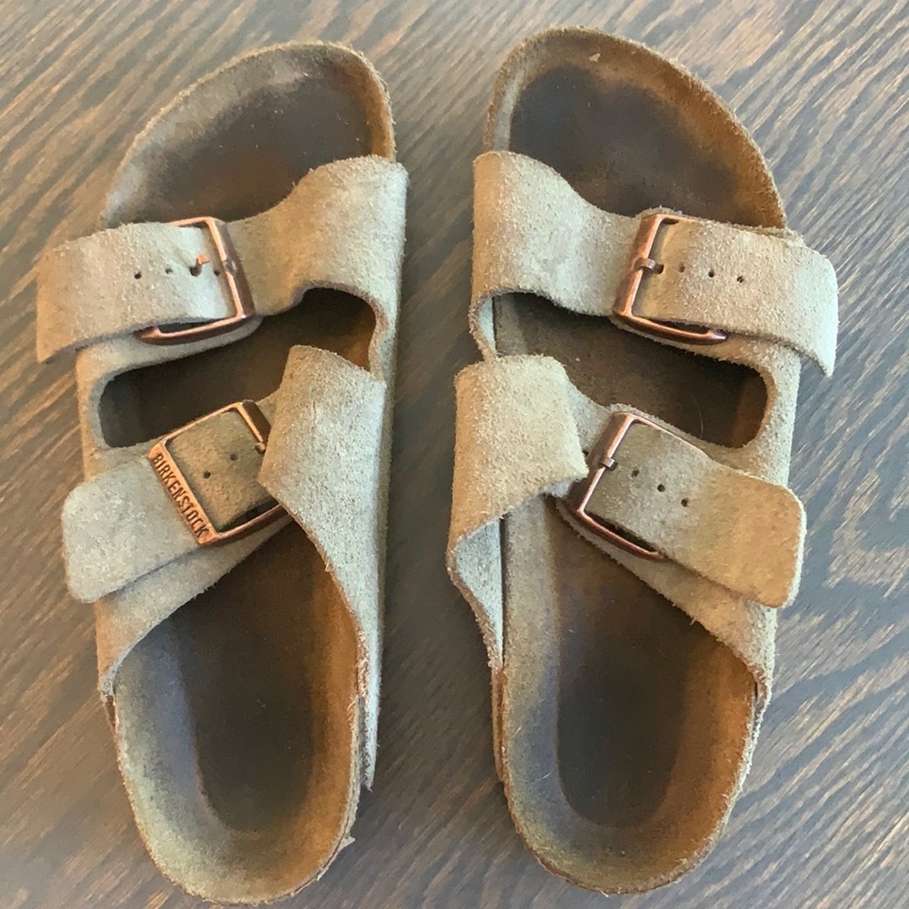 Birkenstock’s, Womens 36EU or 6US.